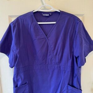 Sivvan V-Neck Scrub Top in Rich Purple
